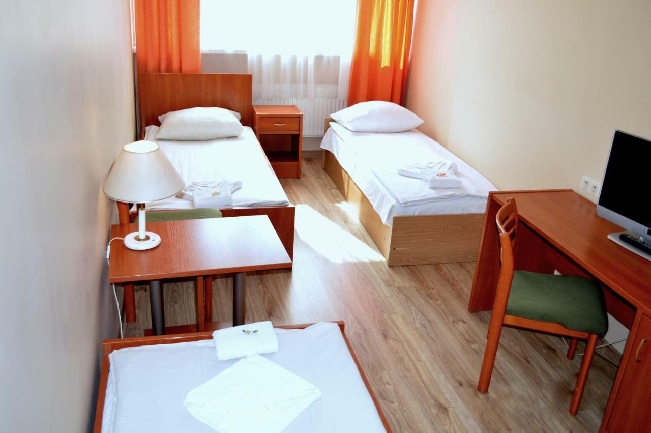 Perla Hotel Olesnica  Luaran gambar